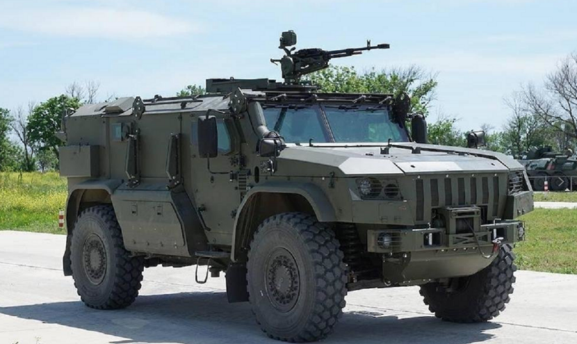 俄式暴力美学的又一尚佳代表—"台风—vdv"轮式装甲车