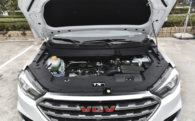 29万元起/增全景天窗 潍柴u70新车型上市-新浪汽车