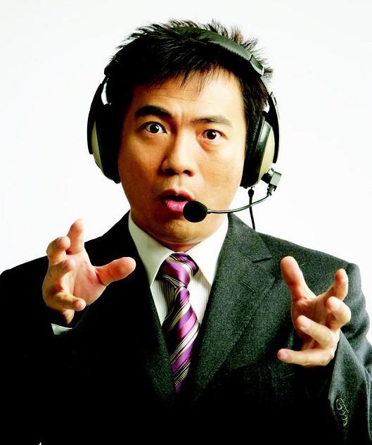 人才难得,他曾主持名牌节目《足球之夜》,却因夫妻矛盾蛰伏多年|张斌
