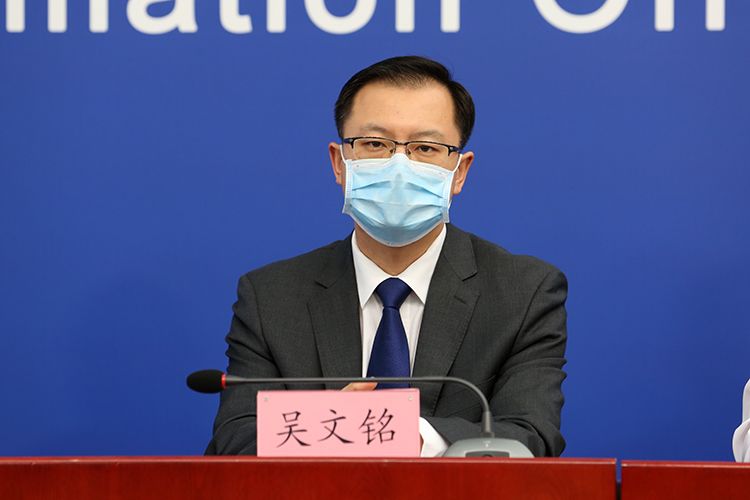 北京协和医院副院长吴文铭说,医院应用信息化手段不断提高核酸检测