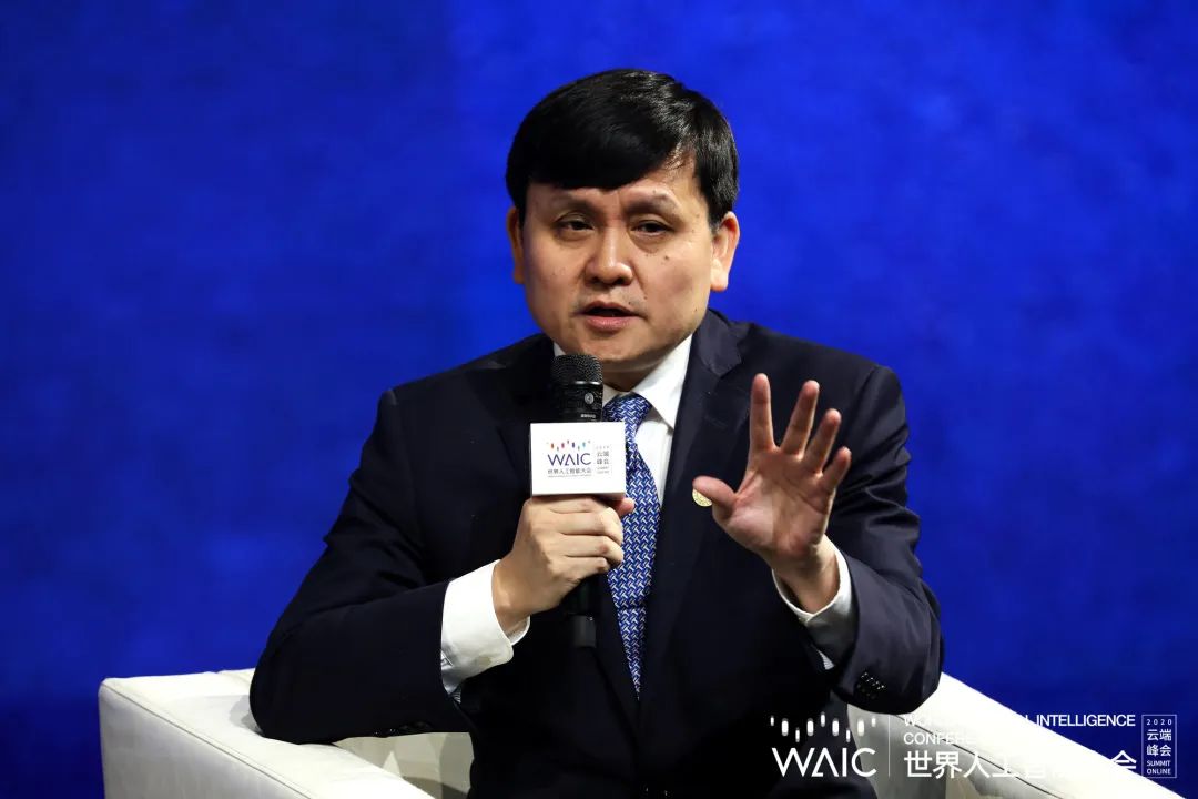 张文宏我很不愿意大数据把自己给替代掉