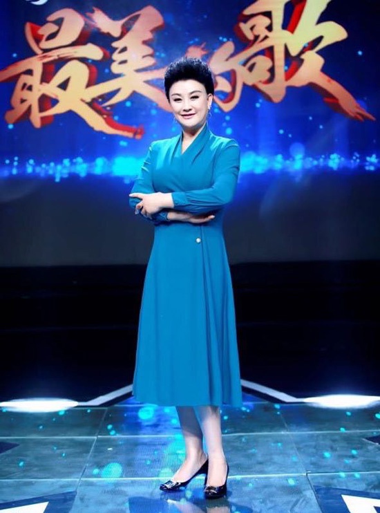 著名女高音歌唱家吴沁为党的生日倾情献唱