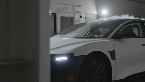 Lucid Motors首台量产车：续航里程超400英里 打破特斯拉记录