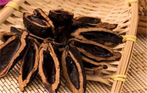 "槟榔大王"家族内斗:10亿家产引发争端,丈夫被妻子"安乐死"