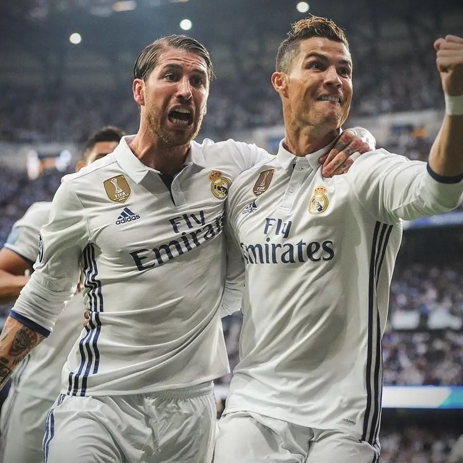 br晒c罗和拉莫斯合照并配文失去才懂珍惜随后水爷点赞