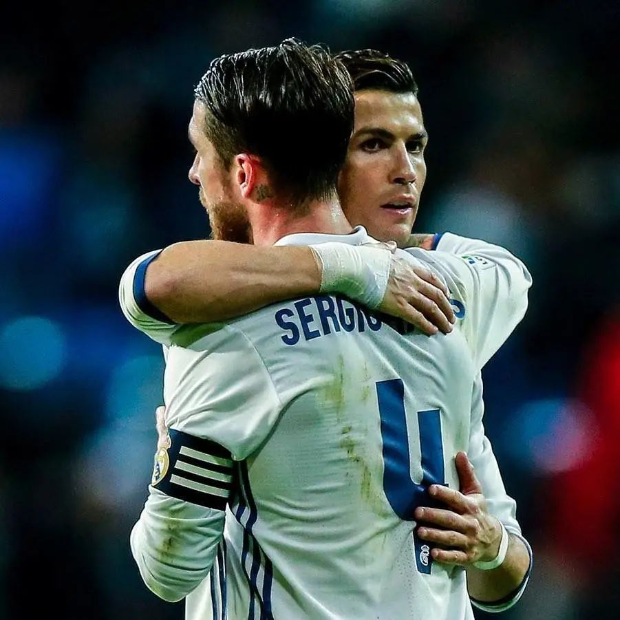 br晒c罗和拉莫斯合照并配文失去才懂珍惜随后水爷点赞