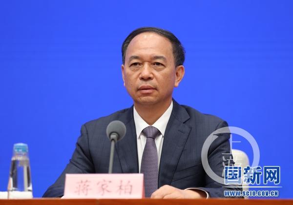 广西壮族自治区政府副秘书长,扶贫办主任蒋家柏.图片来源/国新网