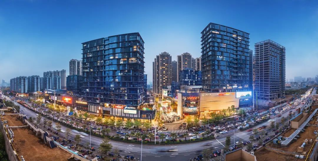 绿地香港广西商业2周年特献 | 我"两"的事从今天开始