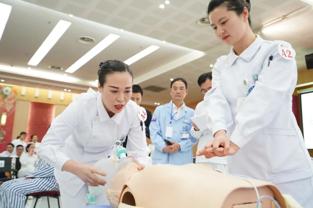 让护士在成长的路上遇见更好的自己——访四川大学华西医院护理部主任