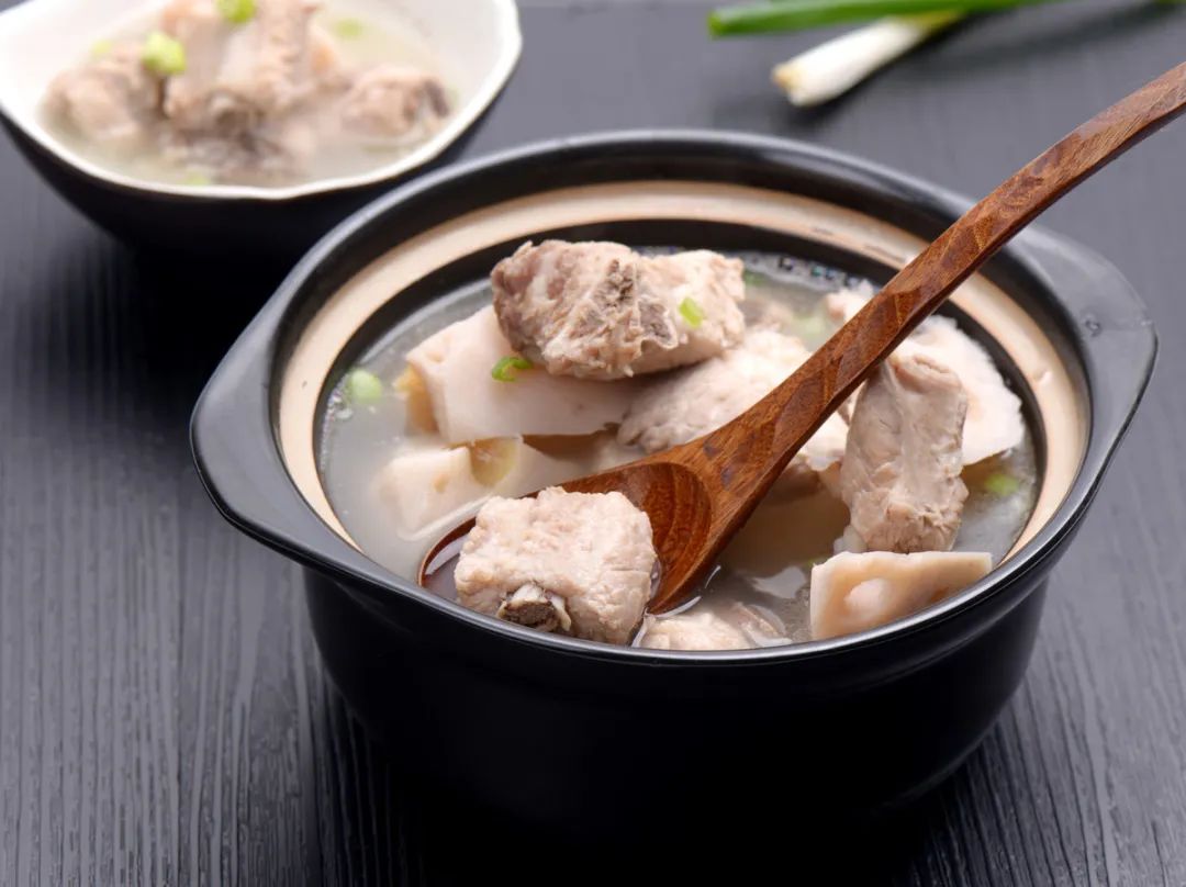 喝汤真没什么营养,只会让你长胖