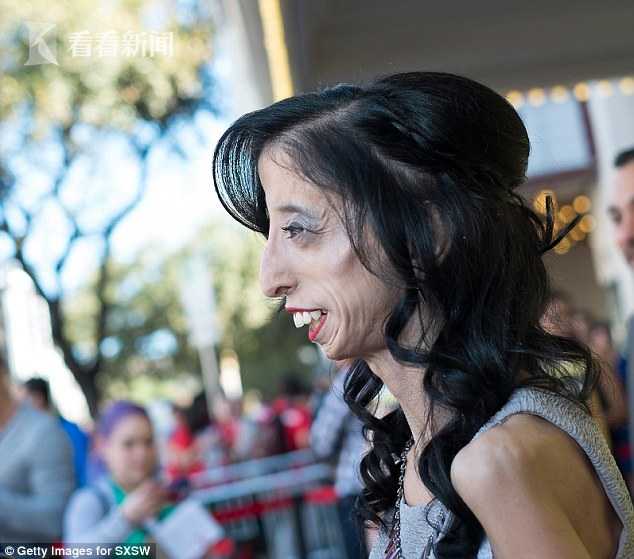 世界最丑女子反欺凌呼吁求别用她脸吓唬孩子