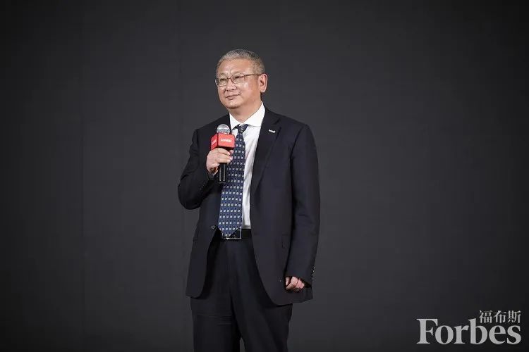 隆基股份李振国，用阳光创造奇迹 |最佳CEO榜