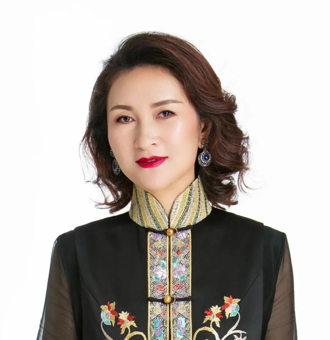 给心灵放个假!跟随龙梅歌声一起《去草原吧》