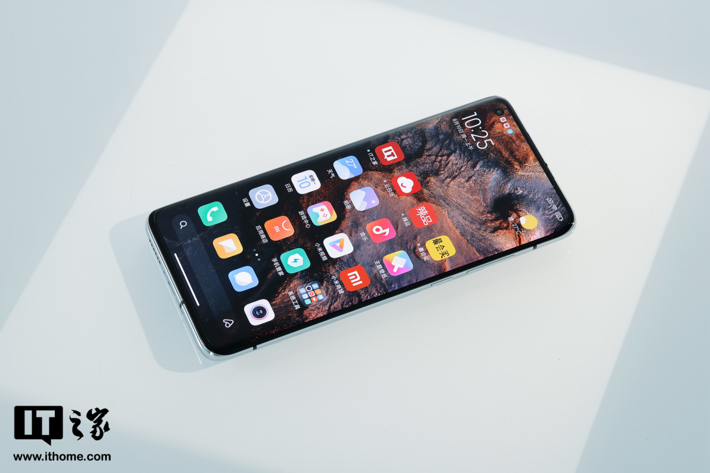 it之家开箱小米10至尊纪念版it之家定制款开箱图赏