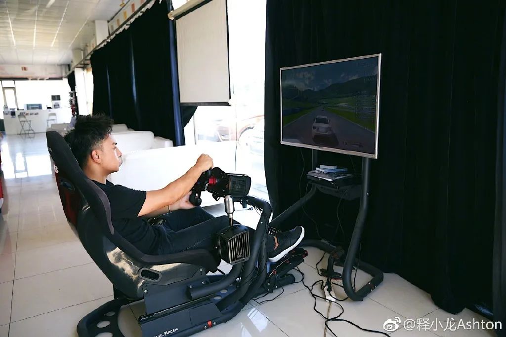 他现在长这样|张无忌|少年|释小龙_新浪新闻