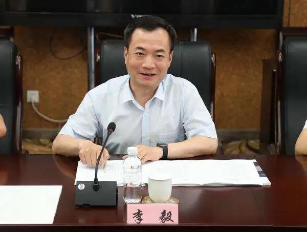 跨省升副部的"70后",兼任省公安厅党委书记|新城|李毅|陕西省_新浪