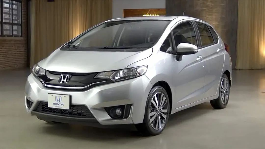 8万左右号称"开不坏的日系车",就看这几款!