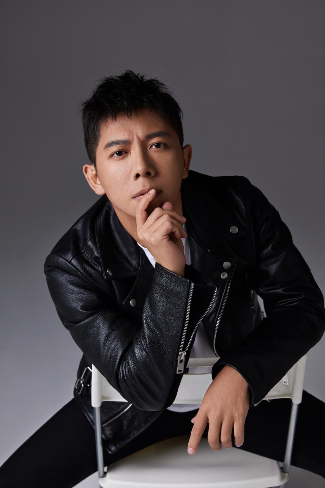 斜杠中年胡海泉不可能活在过去勇于改变才能连庄