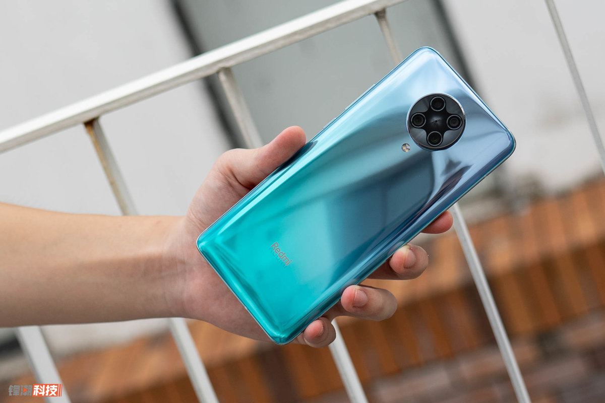 用十年前的价格入手超大杯redmik30至尊纪念版图赏