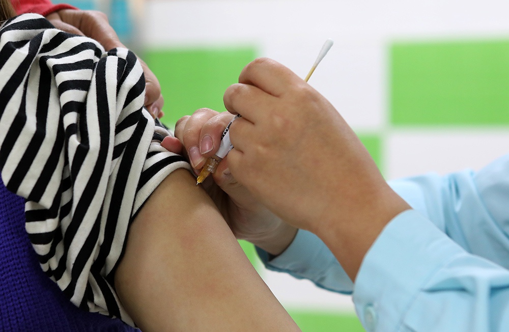 四价等三年、九价等一年！宫颈癌疫苗为何持续短缺？