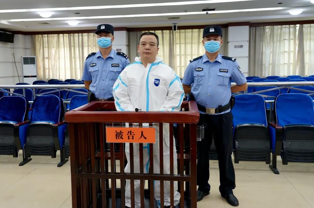 攸县原县委书记谭润洪(图片来源:湘潭市中级人民法院官方微信)