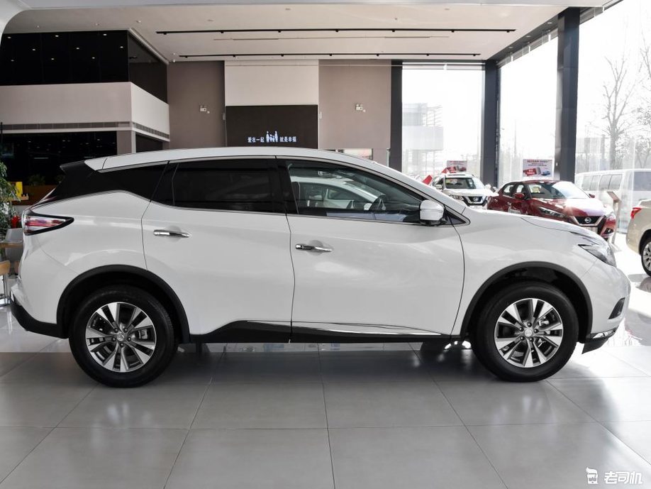 新款楼兰定位于中型suv,该车尺寸为4897/1908/1691mm,轴距为2830mm