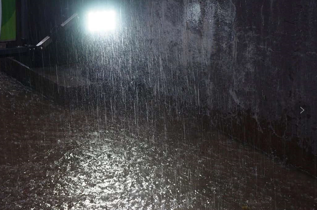 雨又来了!大雨到暴雨!周六午后尽量别出门_新浪新闻