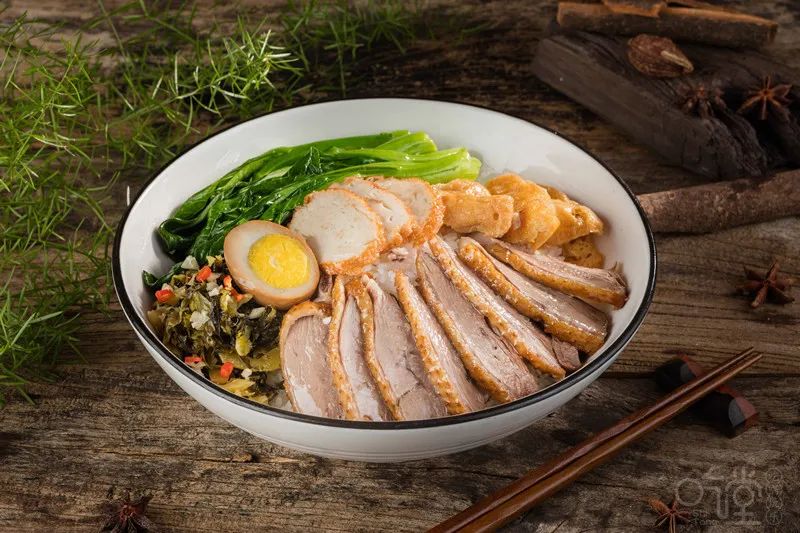 吃堂探店17年潮汕老字号这只入选非遗的鹅去晚了吃不到