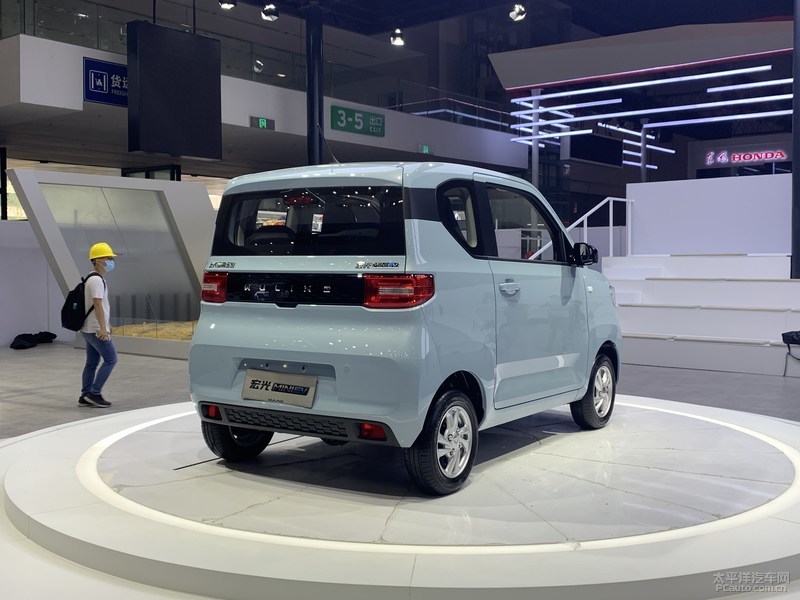 五菱速度 宏光mini ev二十天销量破万