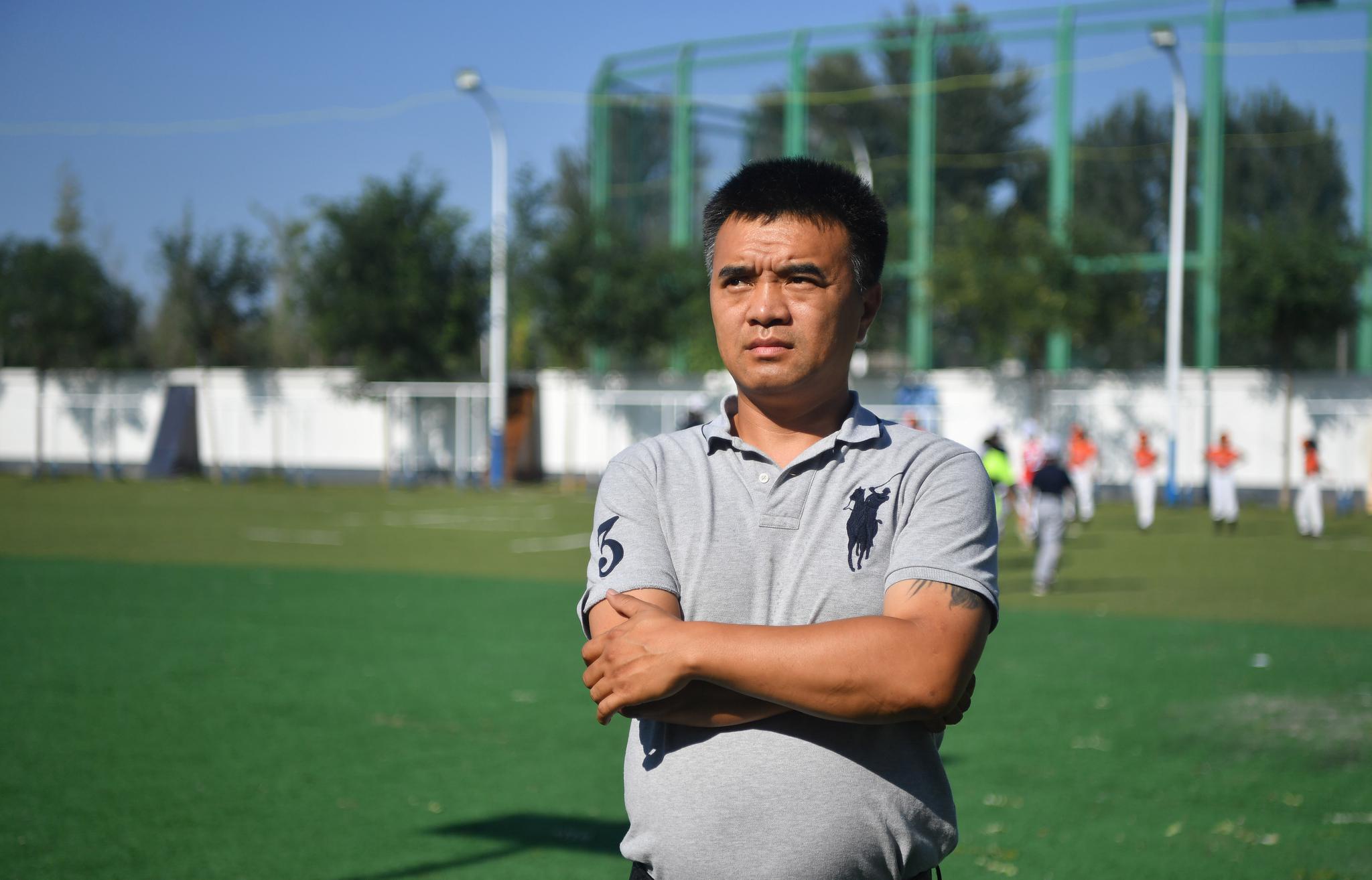 培养"事实孤儿"的棒球教练:教他们向命运"叫板"|孙岭峰|棒球|棒球队