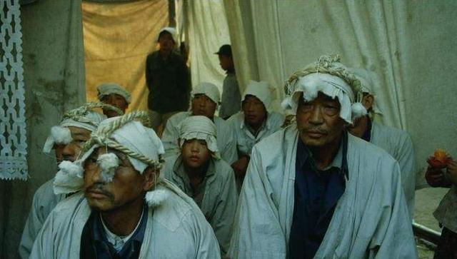 人离世后要守灵三天,只因为传统吗?