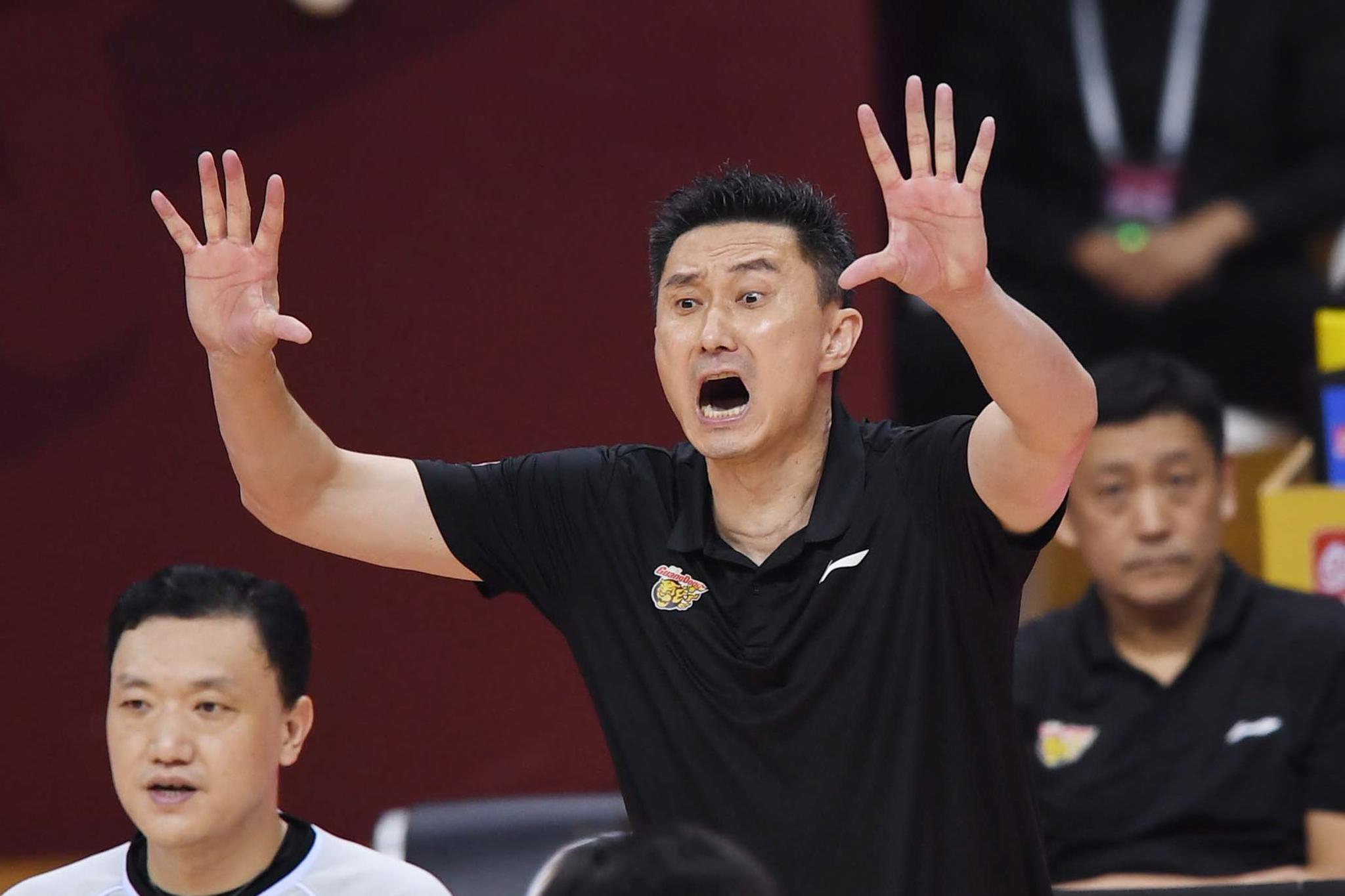 cba|前路难,后路更难——专访广东男篮主帅杜锋