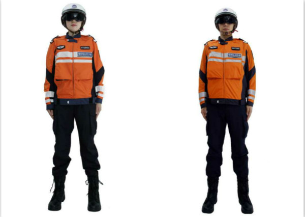 新式水上单警救生装备今天上午在上海启用