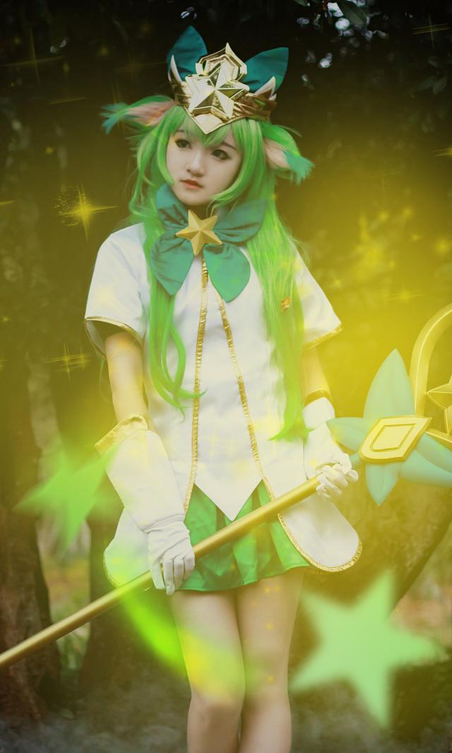 英雄联盟 仙灵女巫璐璐cosplay