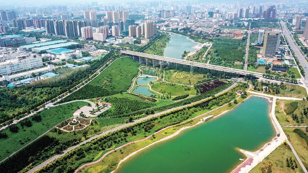 晋城:水清,地绿,岸美的花园水系