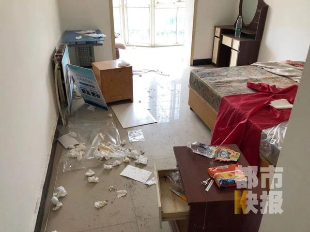 房屋租给小伙一年，西安房东收房时傻了眼：这是“垃圾堆”……休闲区蓝鸢梦想 - Www.slyday.coM