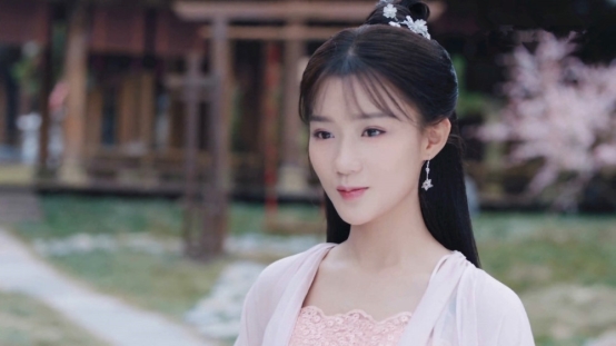 《且听凤鸣》凤舞君临渊撒糖不断 "朝歌"陈意涵演唱插曲上线酷狗