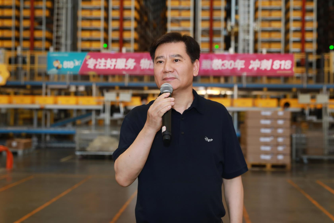 苏宁再宣布转型为零售服务商 张近东再强调服务意识