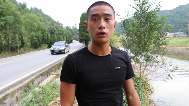 王亮|一等功|士官_新浪新闻