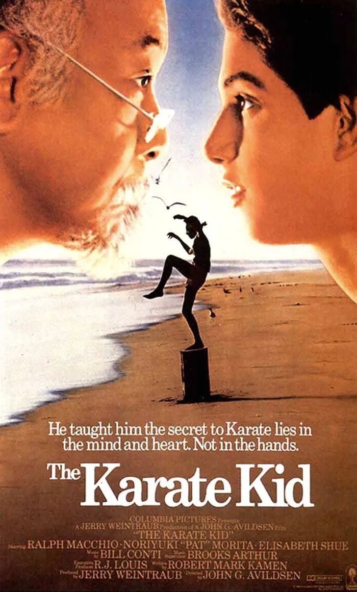 少地区影院再度关闭汽车影院仍是票房支柱业主协会发起拯救电影院运动