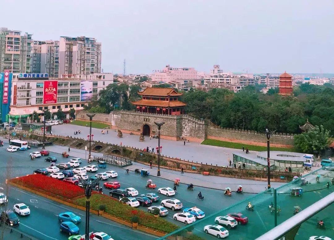 最近有消息称：广汉市耍的地方歪的？这些隐藏玩法简直让人破防了！