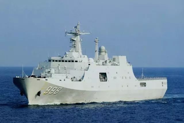 中方舰龄仅6岁俄舰已超30岁|海军|服役|军舰_新浪新闻