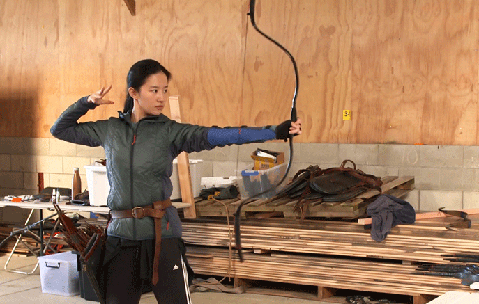 电影《花木兰》发布幕后新特辑,揭露新画面,展现该片造型,服装,场景