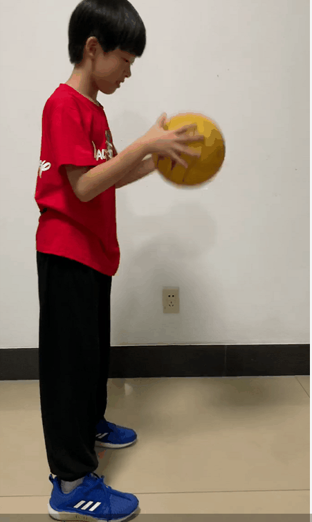 大家要的拍球练习来啦!娃玩着玩着就会了