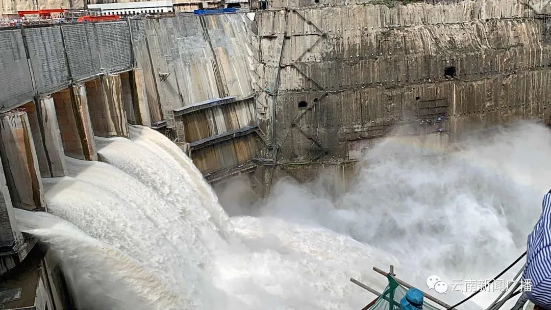 建设中的乌东德水电站 首次蓄水即承担防洪任务