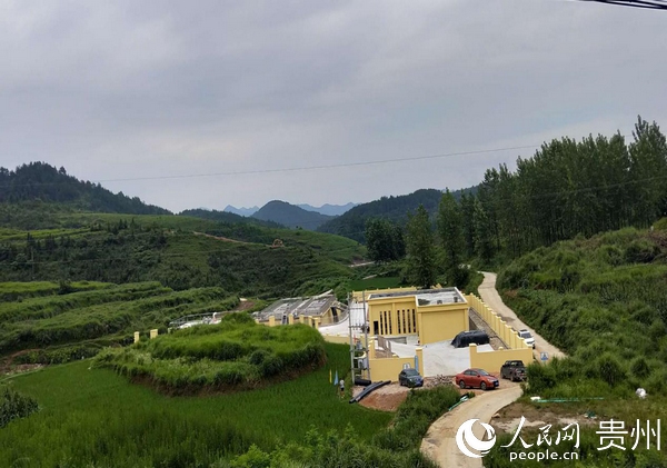 长兴堡镇污水处理工程厂区建成.松桃县水务局供图