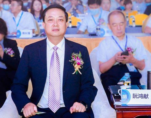 企业对话一心堂药业集团股份有限公司董事长阮鸿献药店的发展和布局应