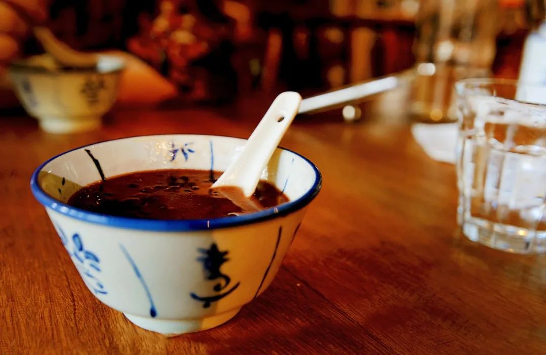 夏天的广东人我这条命是凉茶给的