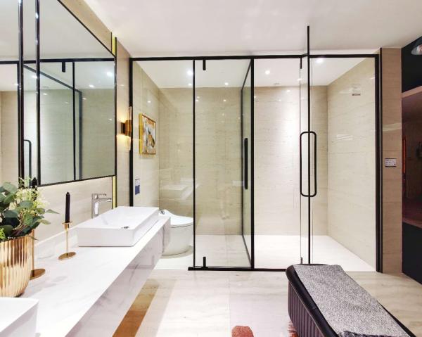 把星级酒店的"壕气"装回家:恒洁hlg64b系列淋浴房评测