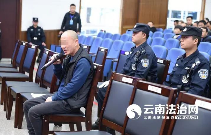 曲靖第一黑老大张元锋覆灭提起这个名字曲靖市民如同躲避瘟神